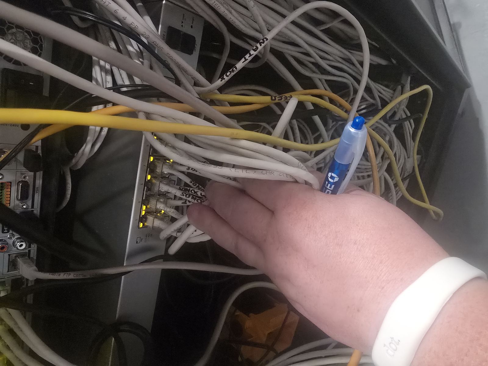 Ceiling access point installation